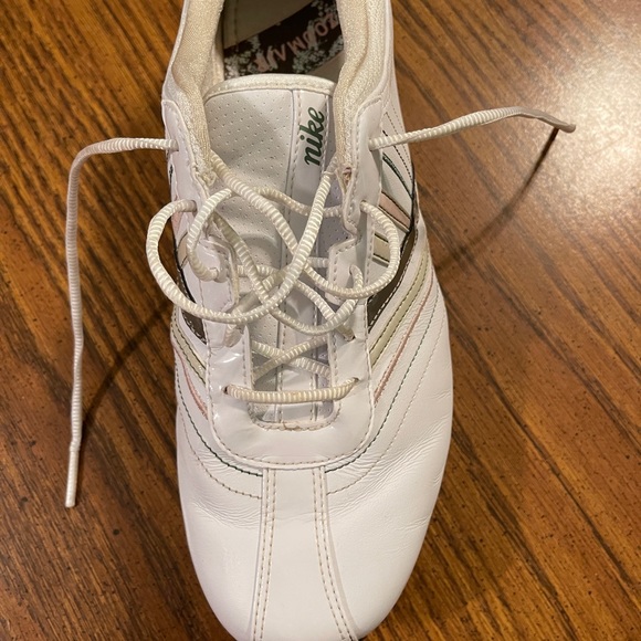 Women’s Nike golf shoes size 9 - Picture 7 of 14